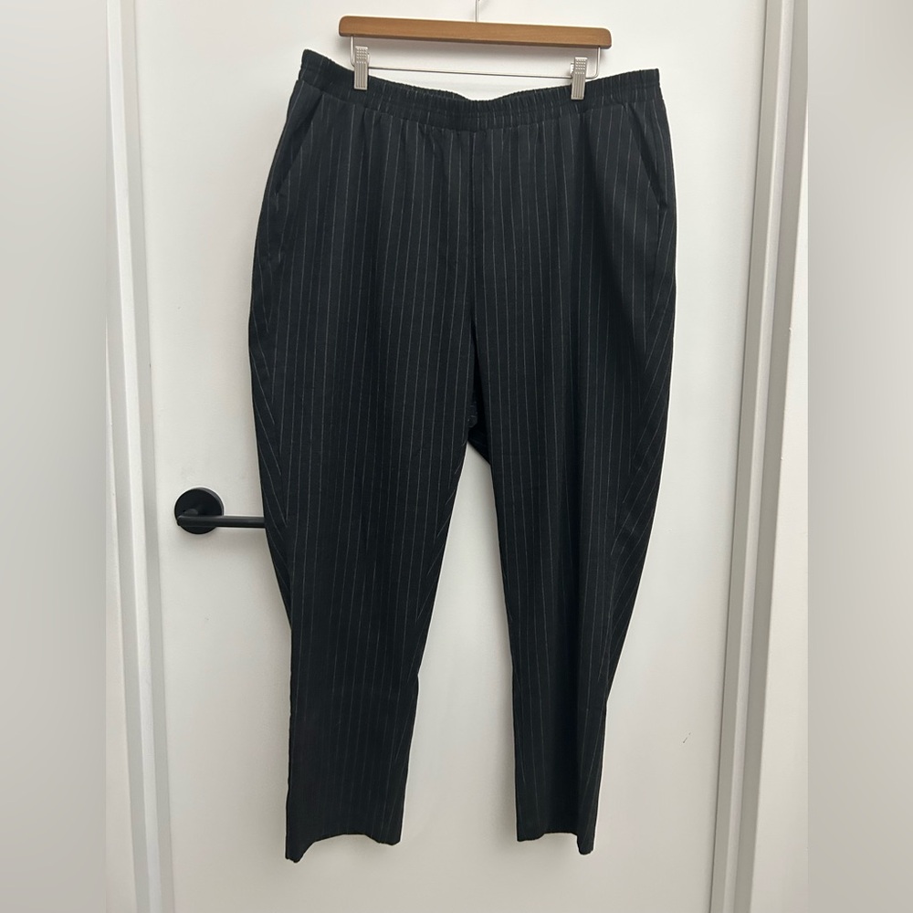 Universal standard Pinstripe pants - graphite